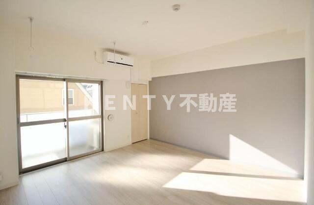 居室・リビング　ゆったりとした居間です