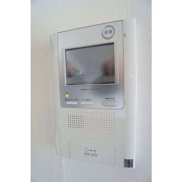 セキュリティ　来客の顔が見えて安心！TVモニターホン付きです♪