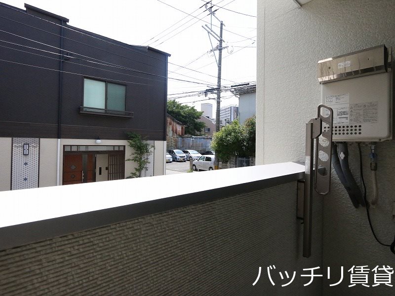 バルコニー　別部屋の為、現状優先