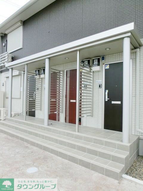 エントランス　お問合せはタウンハウジングまで！※現地待合わせ相談可能