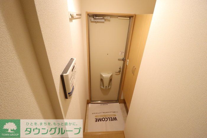 玄関　お問合せはタウンハウジングまで！※現地待合わせ相談可能