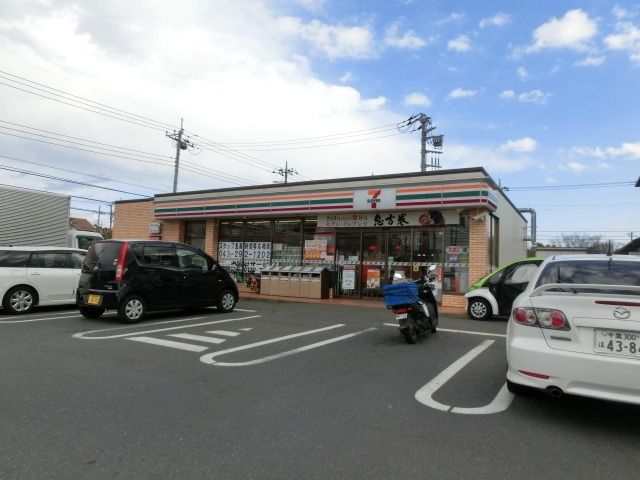 コンビニ　セブンイレブン（コンビニ）まで350m