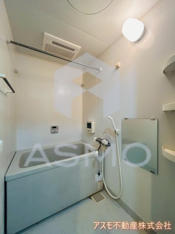 バス・シャワールーム　同マンション別部屋参考写真