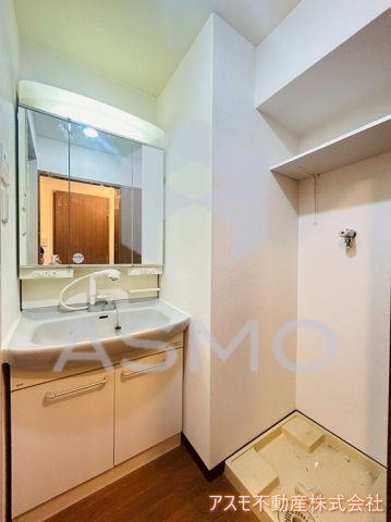 洗面設備　同マンション別部屋参考写真