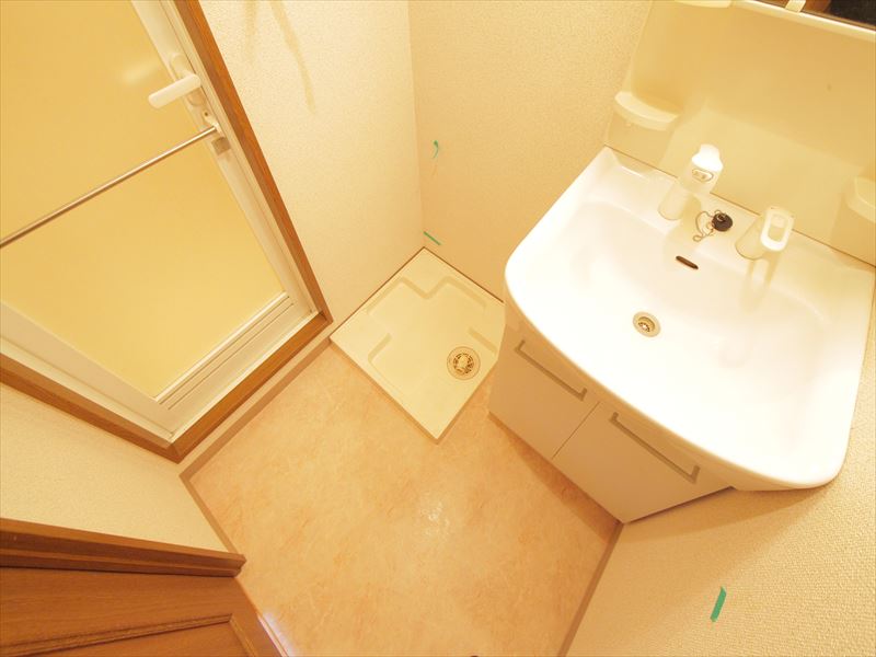 洗面設備　シャンプードレッサー　脱衣所　室内洗濯機置場