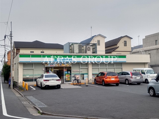 コンビニ　ファミリーマート 関町北二丁目店（コンビニ）まで207m