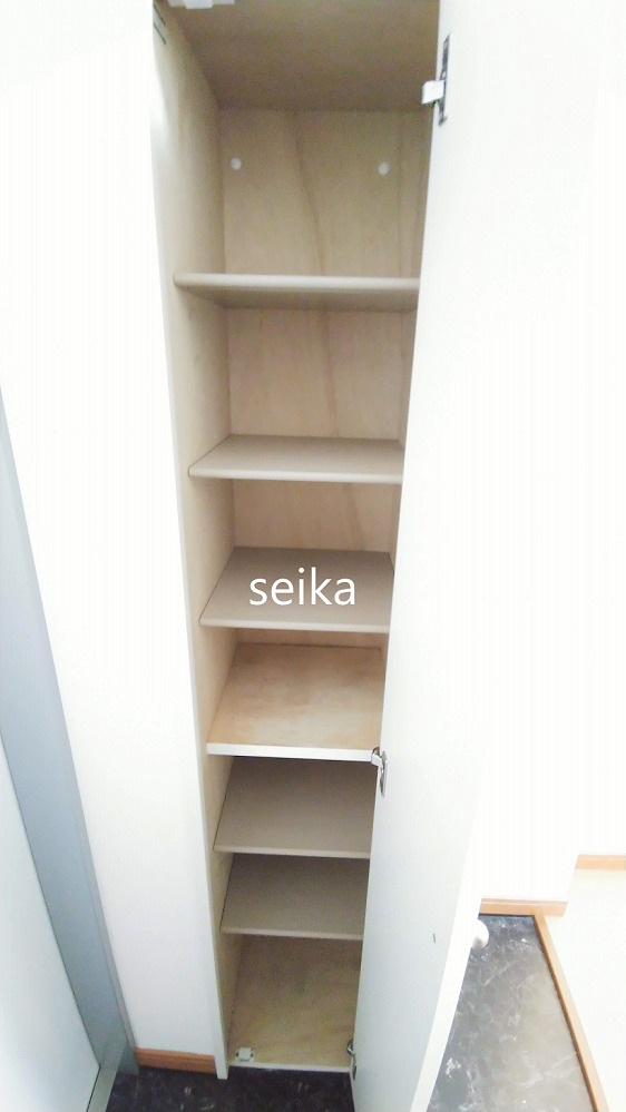 玄関　同タイプ室内