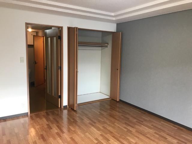 居室・リビング　寝室