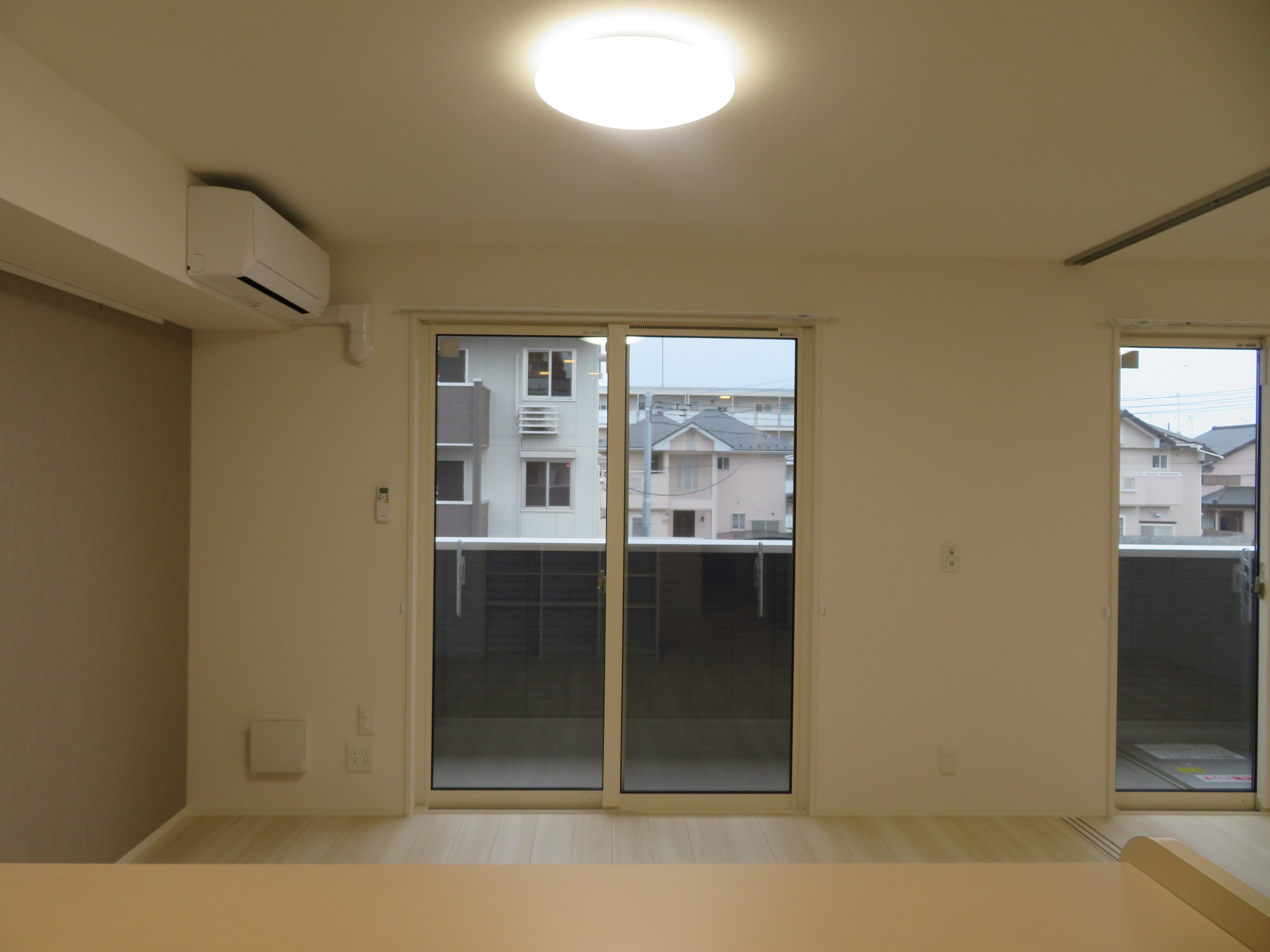 居室・リビング　12帖のLDKは広々ですね！！