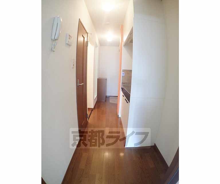 その他部屋・スペース　綺麗な廊下です。