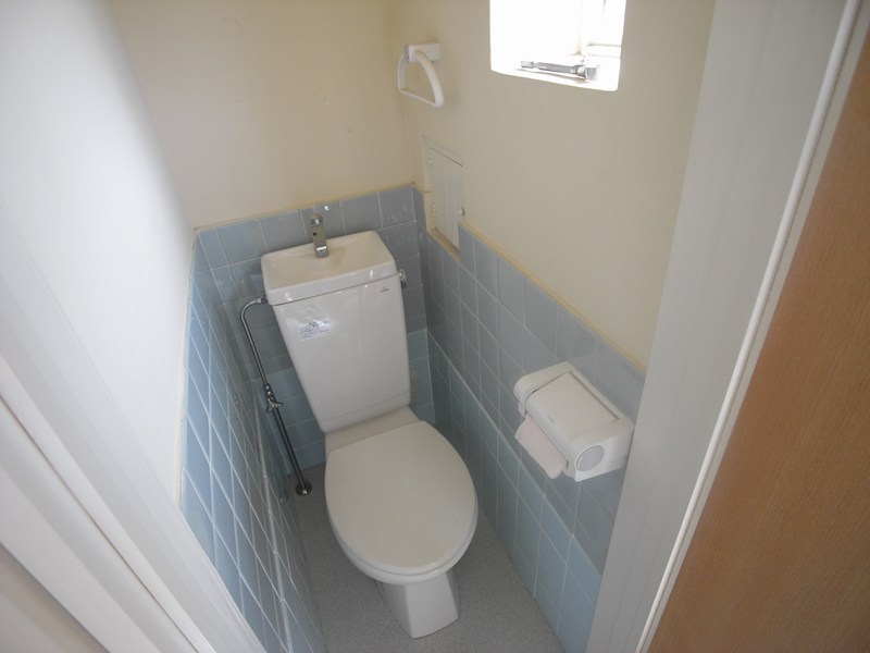 トイレ　写真は27号