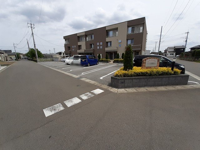 駐車場　駐車スペースもあります