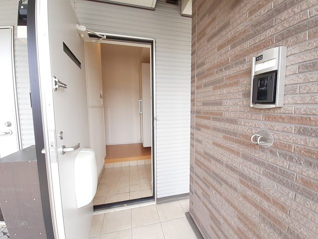 玄関　収納もある玄関です