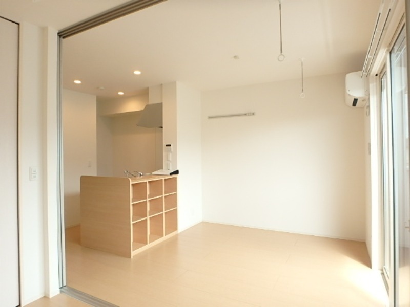 居室・リビング　図面と現状に相違がある場合には現状を優先