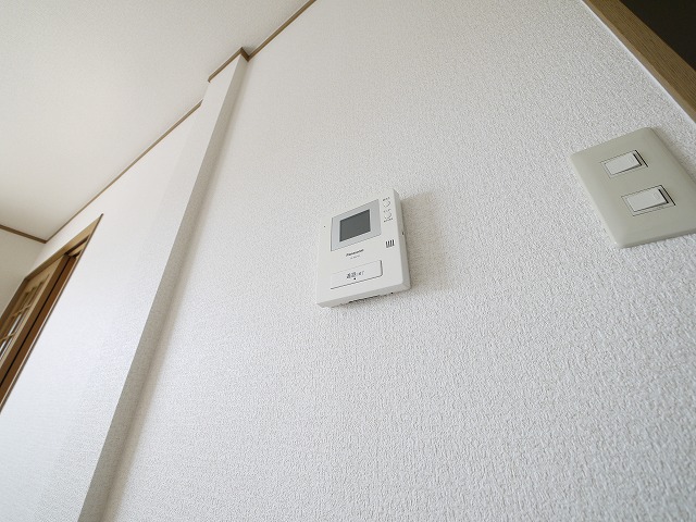 セキュリティ　モニター付きインターホンです