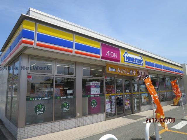 コンビニ　ミニストップ袖ヶ浦神納店（コンビニ）まで809m