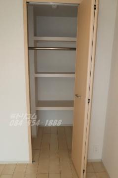 収納　クローゼット