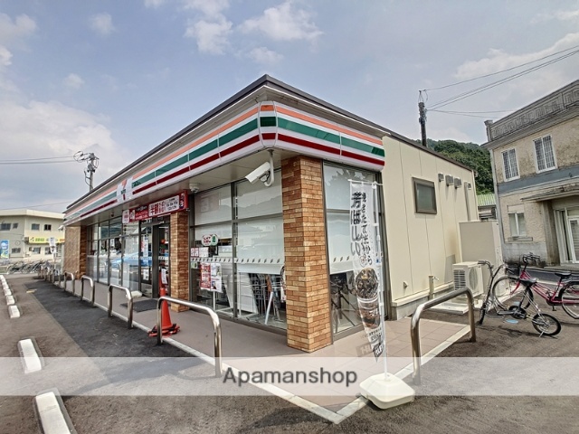 コンビニ　セブンイレブンJR瀬戸駅前店（コンビニ）まで379m