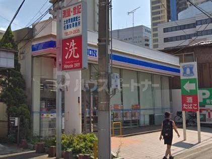 コンビニ　ローソン 船橋本町二丁目店（コンビニ）まで110m