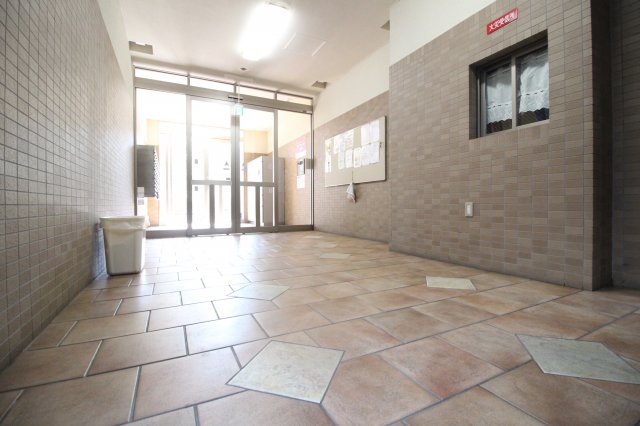 エントランス　ピアチェーレ文の里