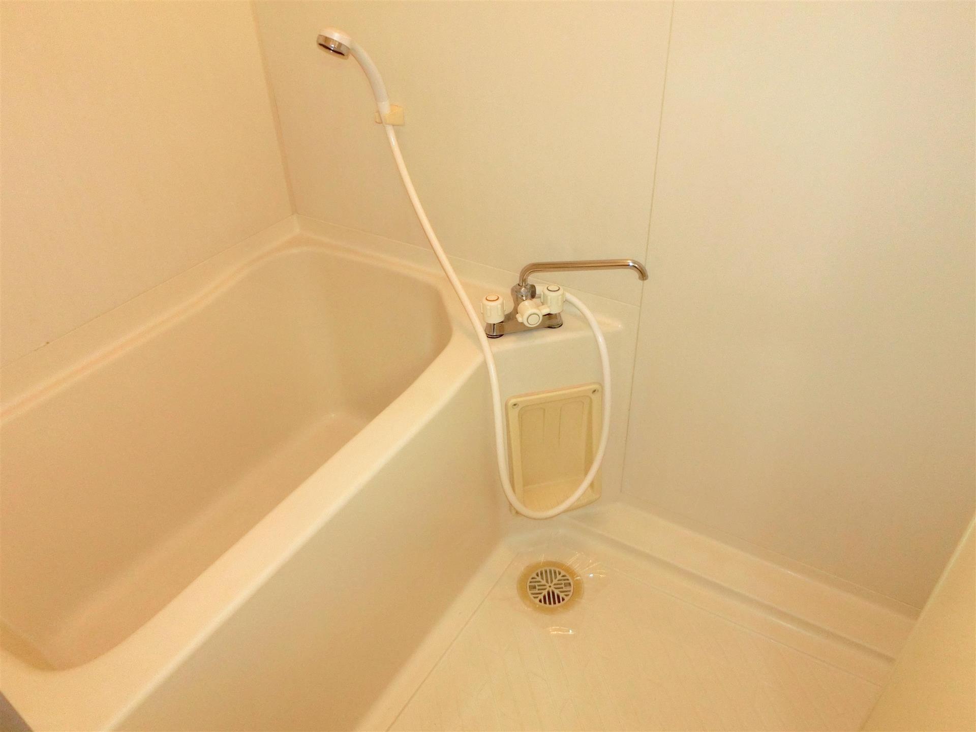 バス・シャワールーム　バス☆