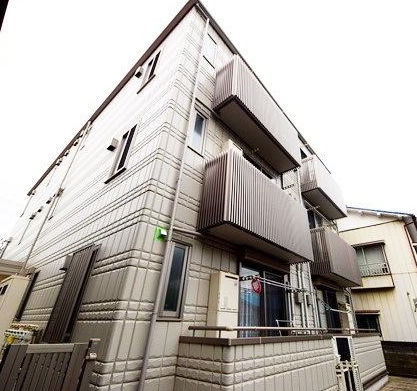 建物外観　閑静な住宅街☆角部屋・二面採光☆