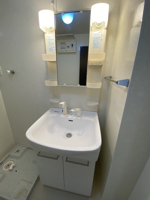 洗面設備　独立洗面所は嬉しいポイントですね。