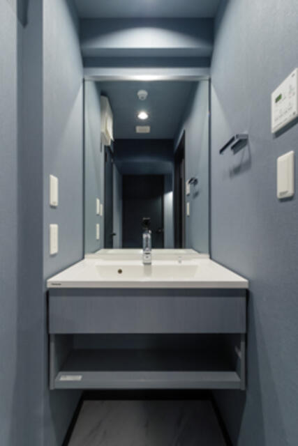 洗面設備　※写真は同タイプ住戸です。