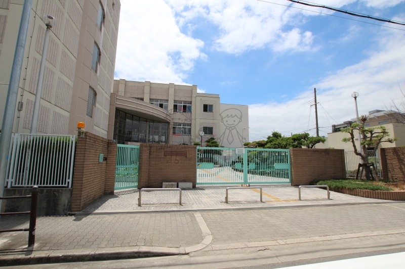中学校　大阪市立田辺中学校（中学校）まで1762m