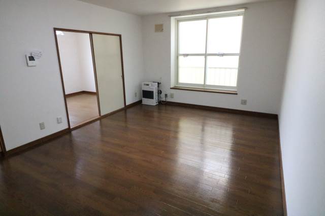 居室・リビング　日当たり良好です♪