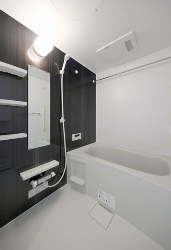 バス・シャワールーム　一日の疲れを癒してください