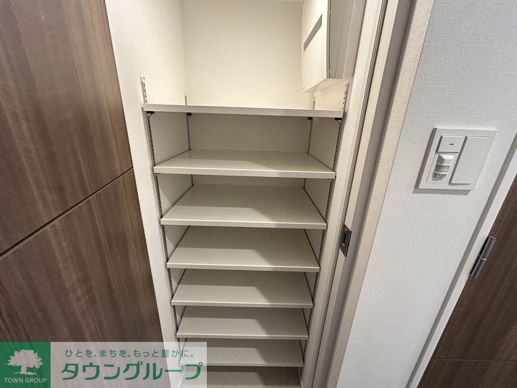 収納　シューズインクローゼット