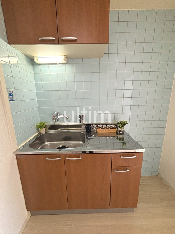 キッチン　別部屋のお写真です。ご参考までに！