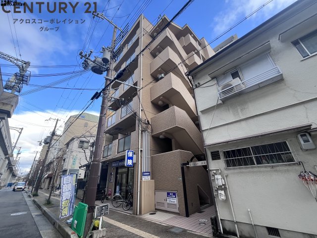 建物外観　オートロック・防犯カメラ・モニタ付インターホンでセキュリティ