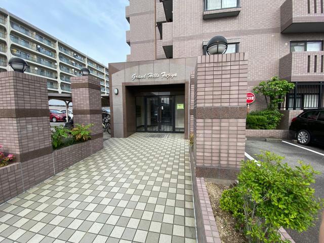 エントランス　エントランス部分