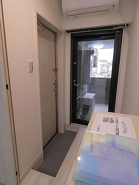 玄関　※同物件参考写真