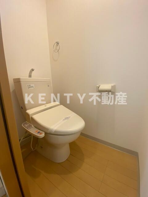 トイレ　清潔感のあるトイレです