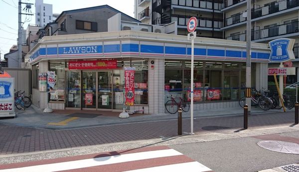 コンビニ　ローソン城東中央三丁目店（コンビニ）まで180m