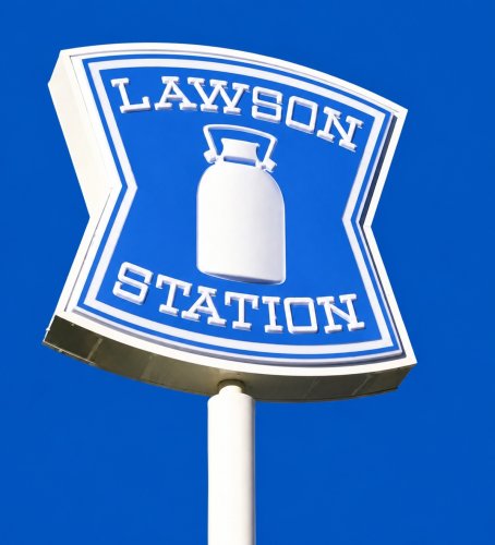 コンビニ　ローソン 鶴舞駅西店（コンビニ）まで229m