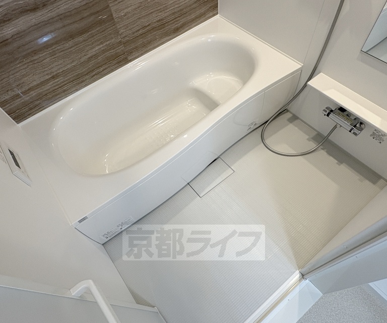 ヒカルサ仰木の里IIの風呂写真
