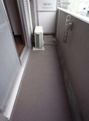 バルコニー　※別部屋の参考写真です。