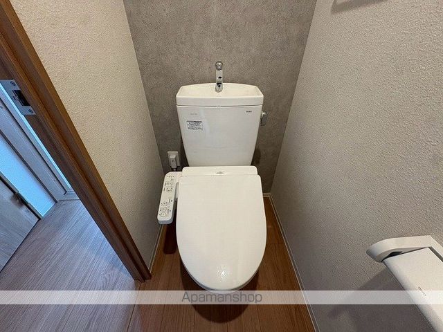 近鉄奈良線 布施駅 徒歩2分 14階建 築1年のトイレ写真