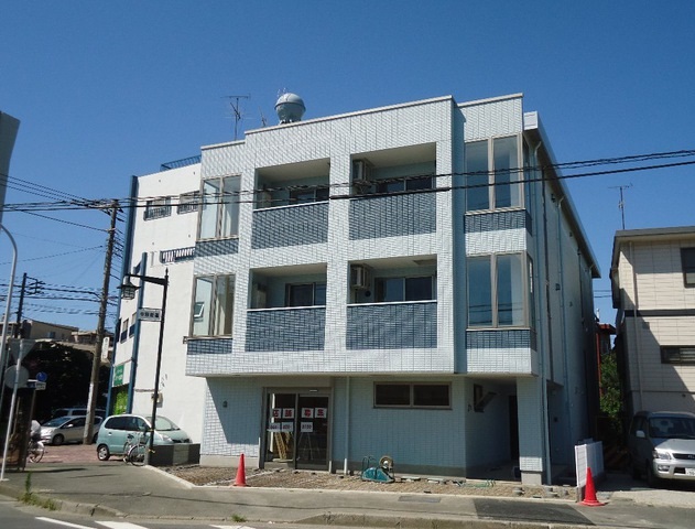 建物外観　人気エリア「武蔵小杉」駅より徒歩圏内のマンションです。