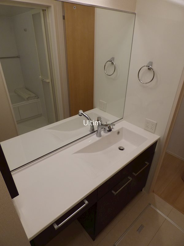 洗面設備　※他のお部屋です、ご参考までに