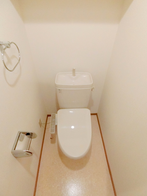 トイレ　★ウォシュレット完備★