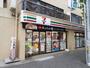 コンビニ　セブン-イレブン 文京関口１丁目店（コンビニ）まで389m