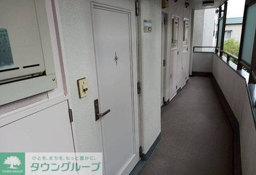 その他　2階共有廊下