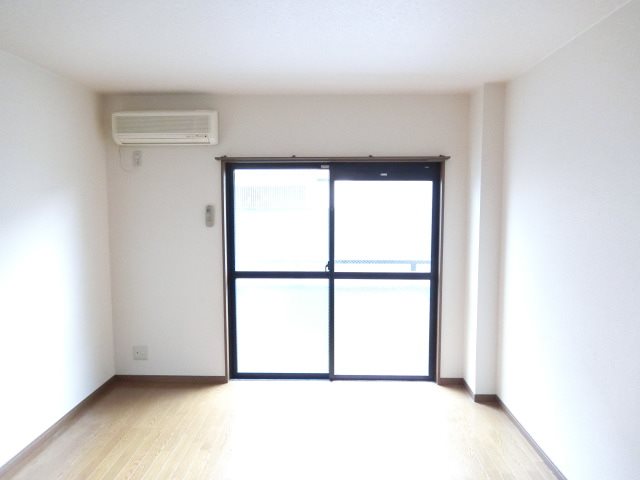 居室・リビング　（イメージ）