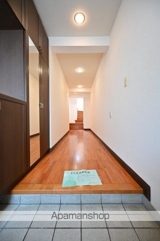 コーディアル久我山の玄関写真