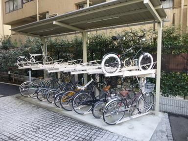 その他共有部分　屋根付き駐輪場